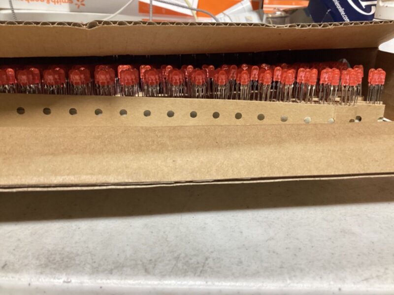 AVAGO TECHNOLOGIES 4MM RED LED QLMP-LG85-XY0DD 2000PCS - Image 2